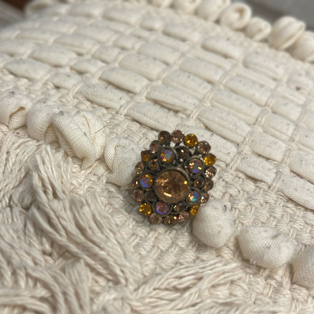 Ring, adjustable size